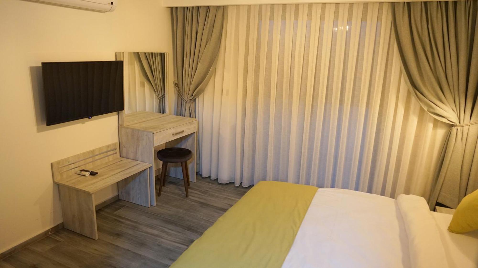 Talles Comfort Boutique Hotel - Alacati - Adult Only Ngoại thất bức ảnh
